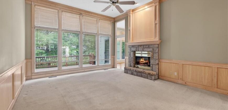 3609 NW 75th Court, Kansas City, MO 64151