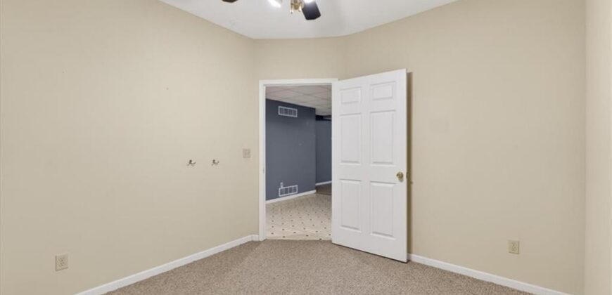 3609 NW 75th Court, Kansas City, MO 64151