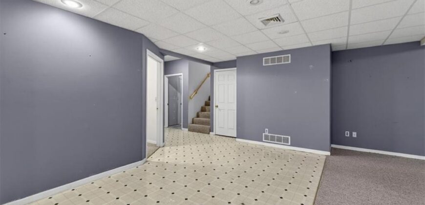 3609 NW 75th Court, Kansas City, MO 64151