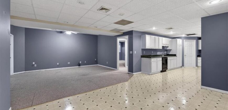 3609 NW 75th Court, Kansas City, MO 64151