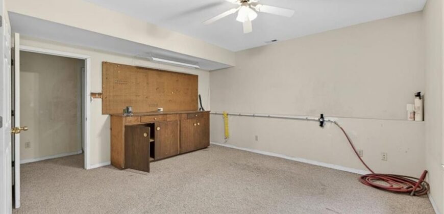 3609 NW 75th Court, Kansas City, MO 64151