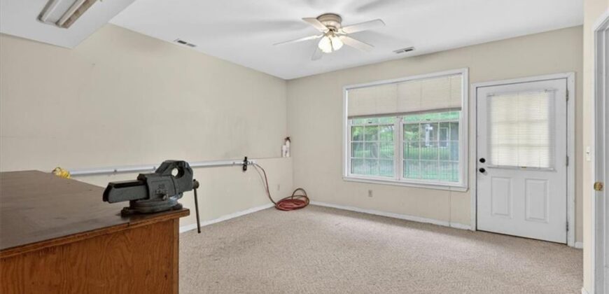 3609 NW 75th Court, Kansas City, MO 64151