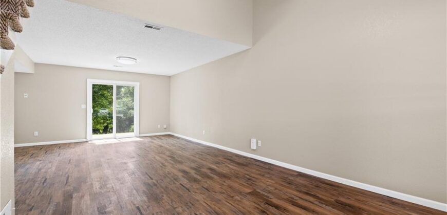760 Spring Circle, Liberty, MO 64068