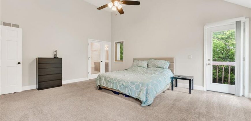 1808 NE 82nd Place, Kansas City, MO 64118