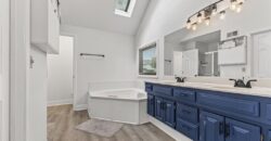 1808 NE 82nd Place, Kansas City, MO 64118