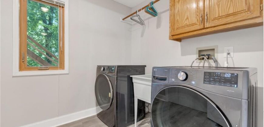 1808 NE 82nd Place, Kansas City, MO 64118