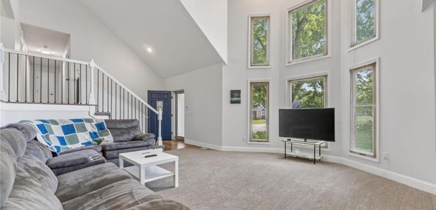 1808 NE 82nd Place, Kansas City, MO 64118