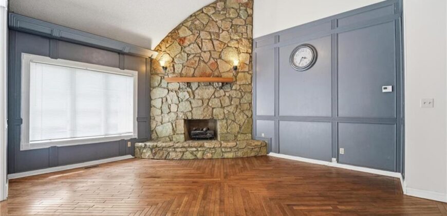604 NW 64th Street, Kansas City, MO 64118