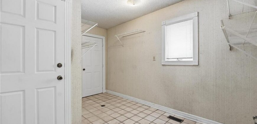 604 NW 64th Street, Kansas City, MO 64118
