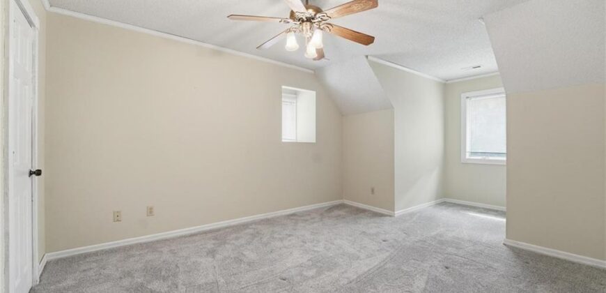 604 NW 64th Street, Kansas City, MO 64118