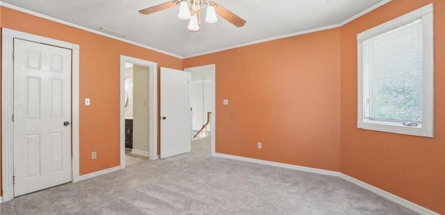 604 NW 64th Street, Kansas City, MO 64118