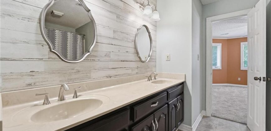 604 NW 64th Street, Kansas City, MO 64118