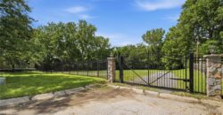 604 NW 64th Street, Kansas City, MO 64118