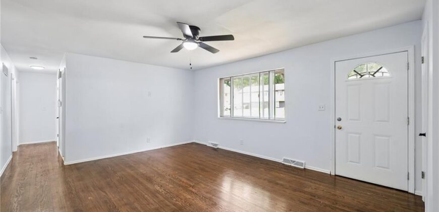 6716 NE Cotter Avenue, Kansas City, MO 64119