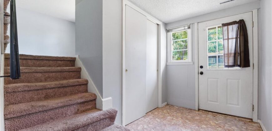 7514 N VIRGINIA Avenue, Gladstone, MO 64118