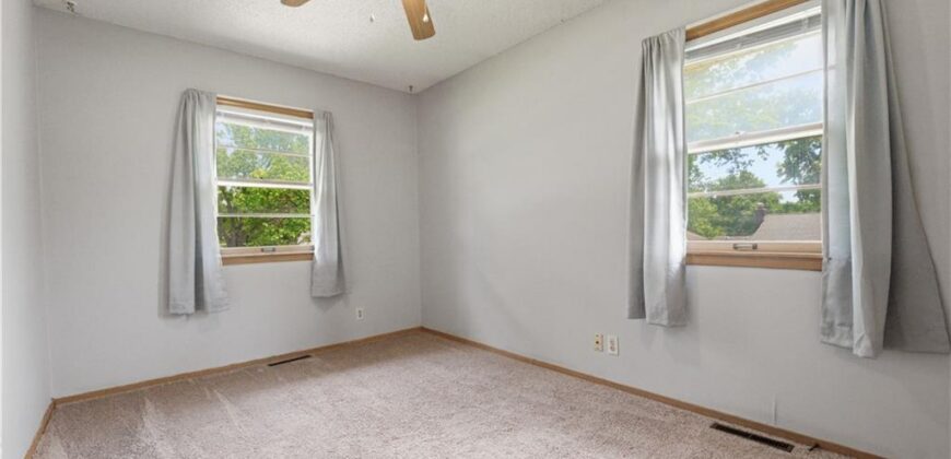 7514 N VIRGINIA Avenue, Gladstone, MO 64118