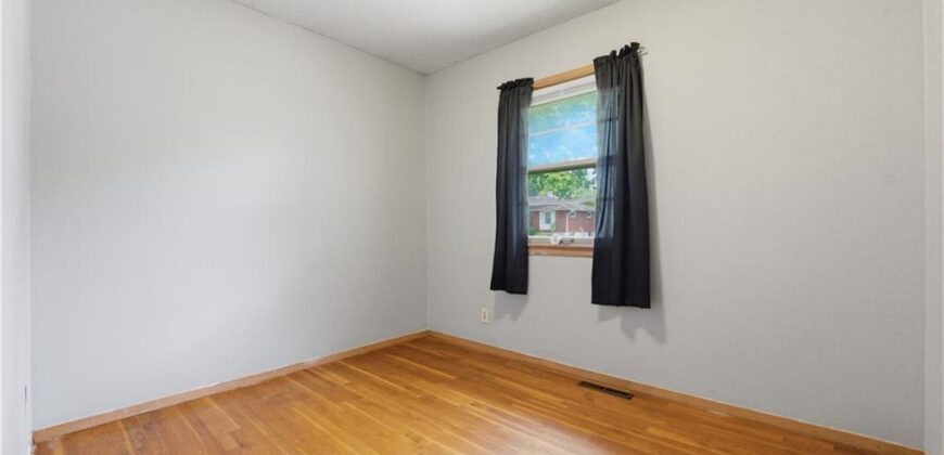 7514 N VIRGINIA Avenue, Gladstone, MO 64118