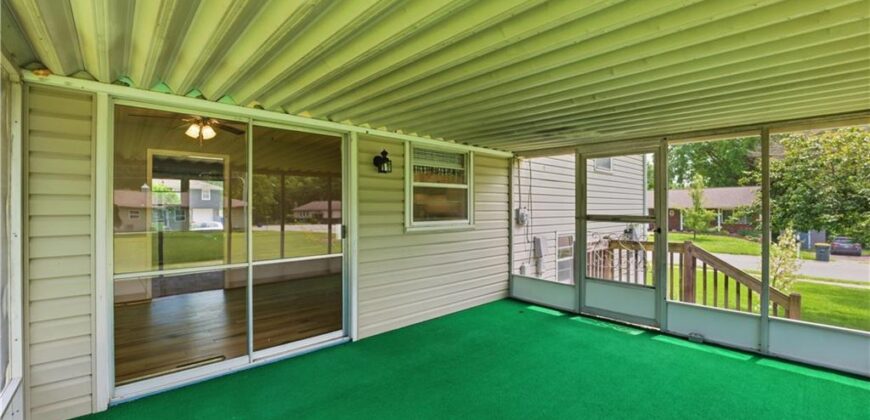 7514 N VIRGINIA Avenue, Gladstone, MO 64118