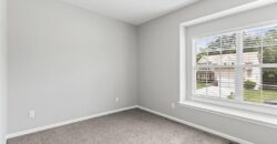 5076 NW Timberline Drive, Riverside, MO 64150