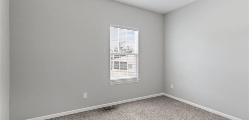 5076 NW Timberline Drive, Riverside, MO 64150