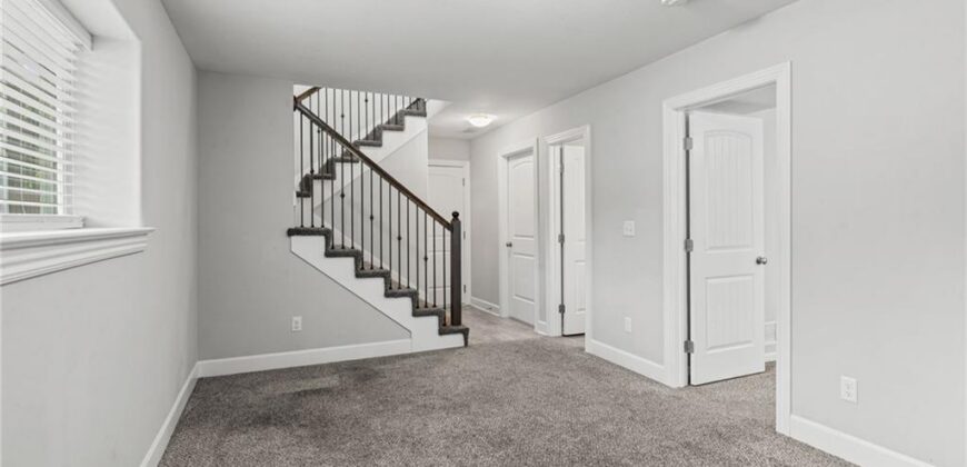 5076 NW Timberline Drive, Riverside, MO 64150