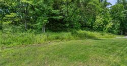 5076 NW Timberline Drive, Riverside, MO 64150