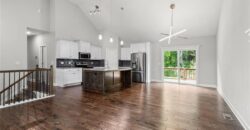 5076 NW Timberline Drive, Riverside, MO 64150