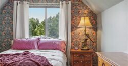5233 NW Old Pike Road, Gladstone, MO 64118