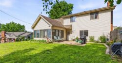 5233 NW Old Pike Road, Gladstone, MO 64118