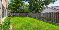 5233 NW Old Pike Road, Gladstone, MO 64118