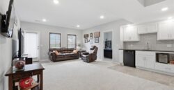 7450 NW Douglas Court, Parkville, MO 64152