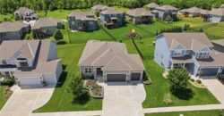 7450 NW Douglas Court, Parkville, MO 64152