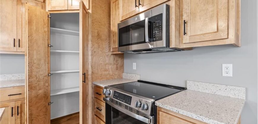 2211 Ashford Street, Excelsior Springs, MO 64024