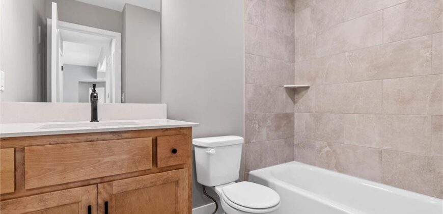 2211 Ashford Street, Excelsior Springs, MO 64024