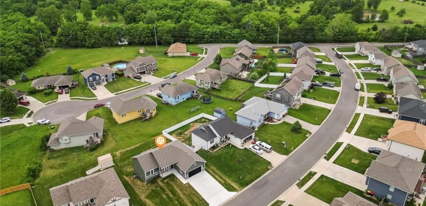 2211 Ashford Street, Excelsior Springs, MO 64024