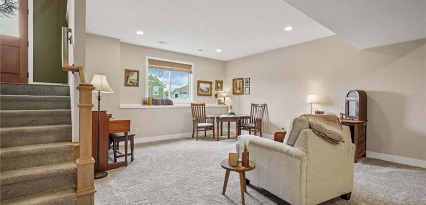 2216 Ashford Street, Excelsior Springs, MO 64024