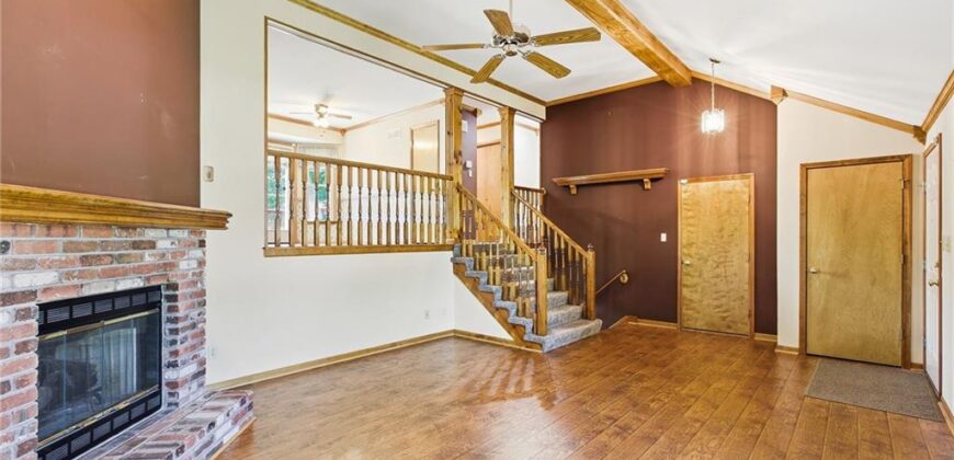 1803 SUNSET Drive, Kearney, MO 64060