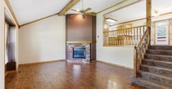 1803 SUNSET Drive, Kearney, MO 64060