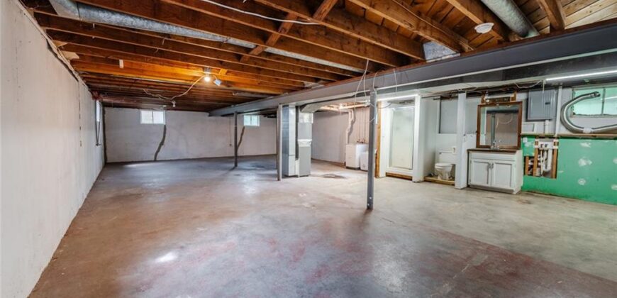 6108 NW KLAMM Drive, Kansas City, MO 64151