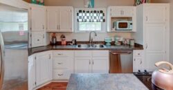 5507 NW Venetian Drive, Houston Lake, MO 64151