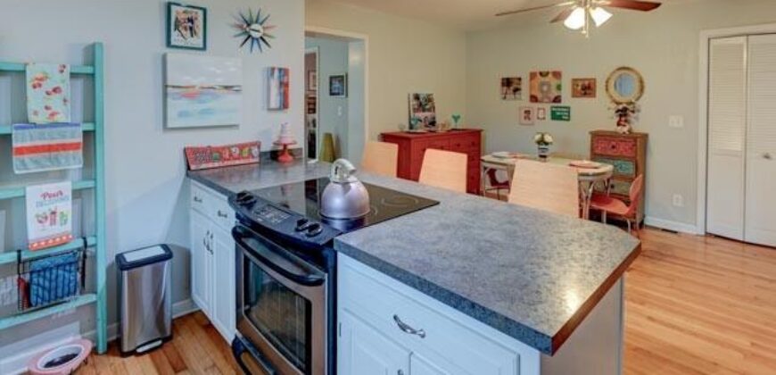 5507 NW Venetian Drive, Houston Lake, MO 64151