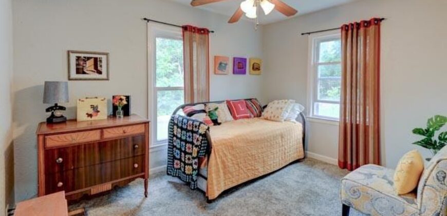 5507 NW Venetian Drive, Houston Lake, MO 64151