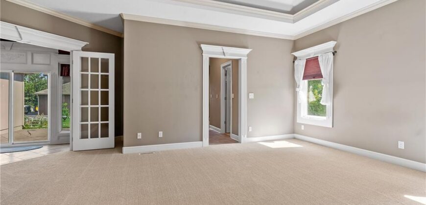 1709 Cambridge Circle, Kearney, MO 64060