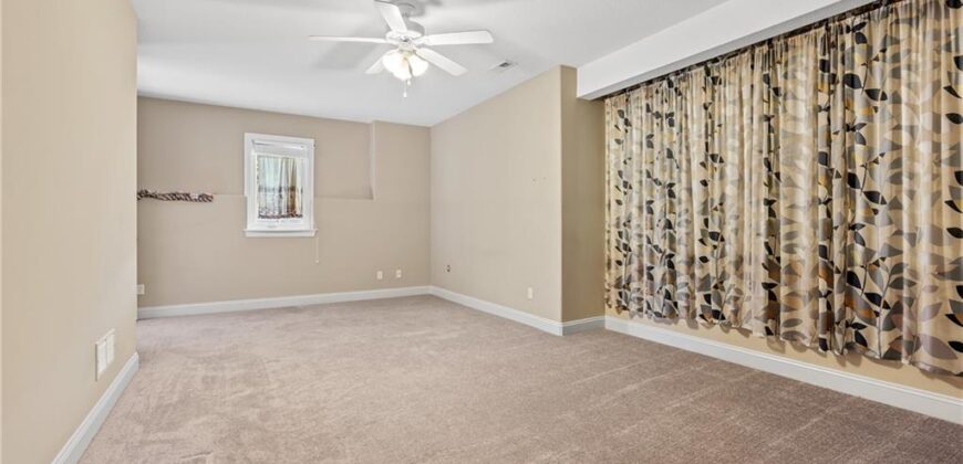 1709 Cambridge Circle, Kearney, MO 64060