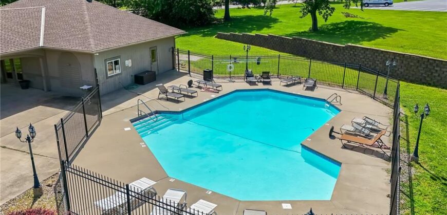 1709 Cambridge Circle, Kearney, MO 64060