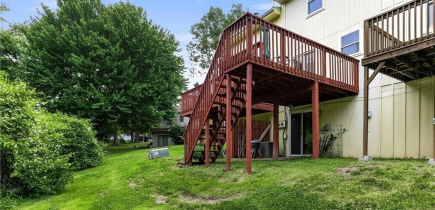 9930 N Cherry Drive, Kansas City, MO 64155