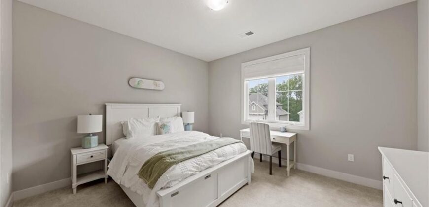 13430 Terrace Park Drive, Parkville, MO 64152