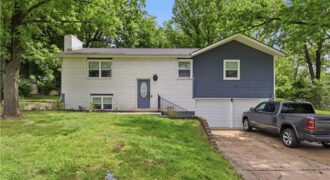 6709 Eastside Drive, Kansas City, MO 64152