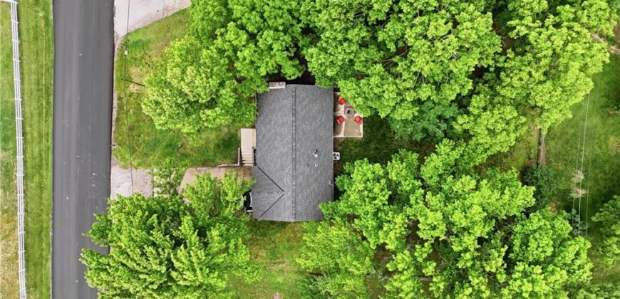6709 Eastside Drive, Kansas City, MO 64152
