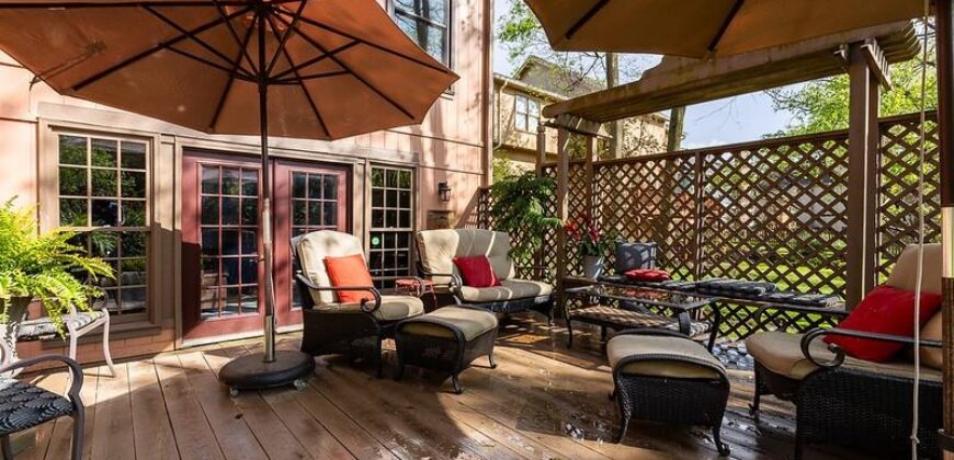 6120 N Strathbury Avenue, Kansas City, MO 64151
